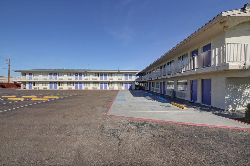 Motel 6-Laredo, Tx - South Zewnętrze zdjęcie