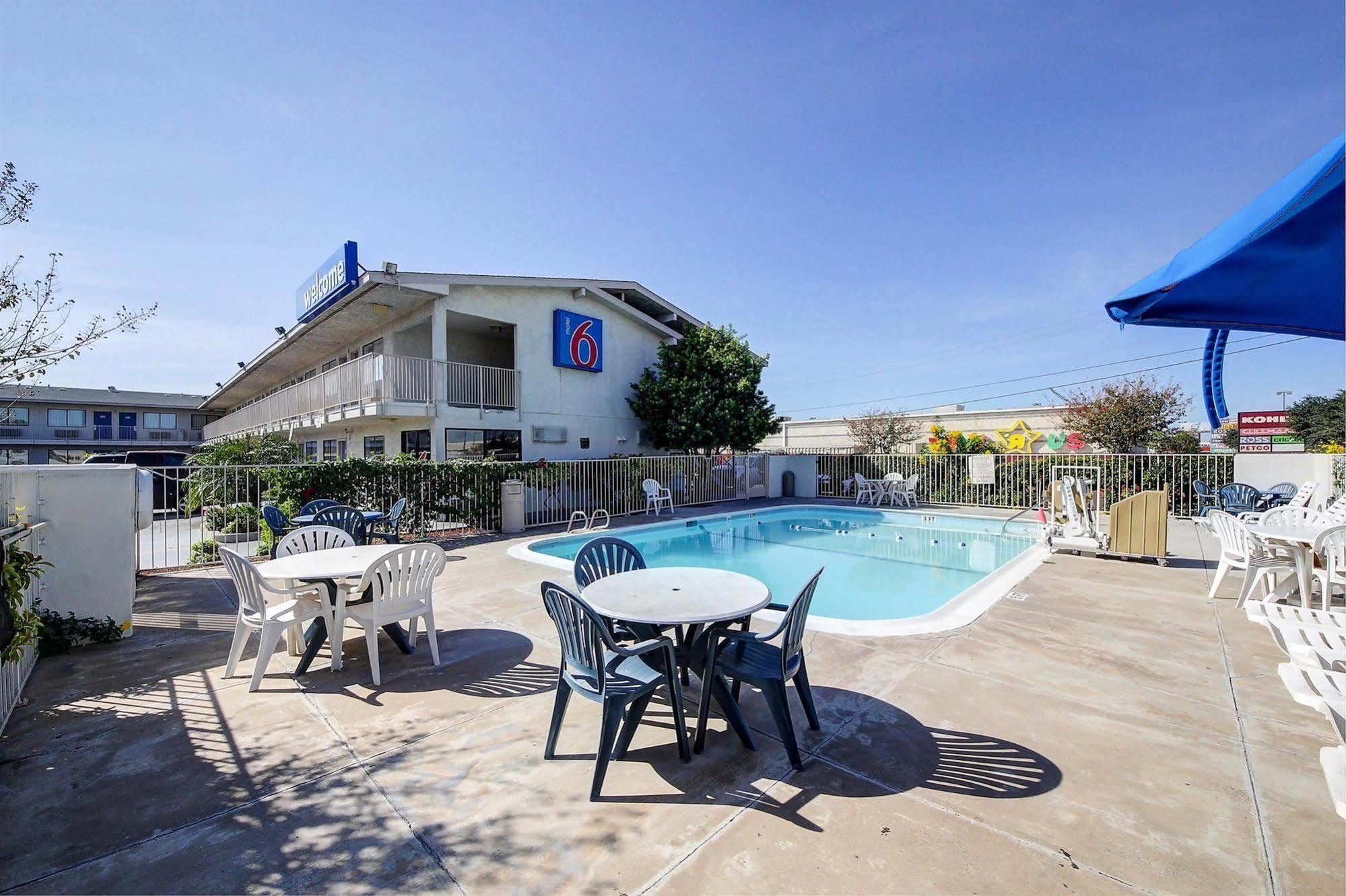 Motel 6-Laredo, Tx - South Zewnętrze zdjęcie